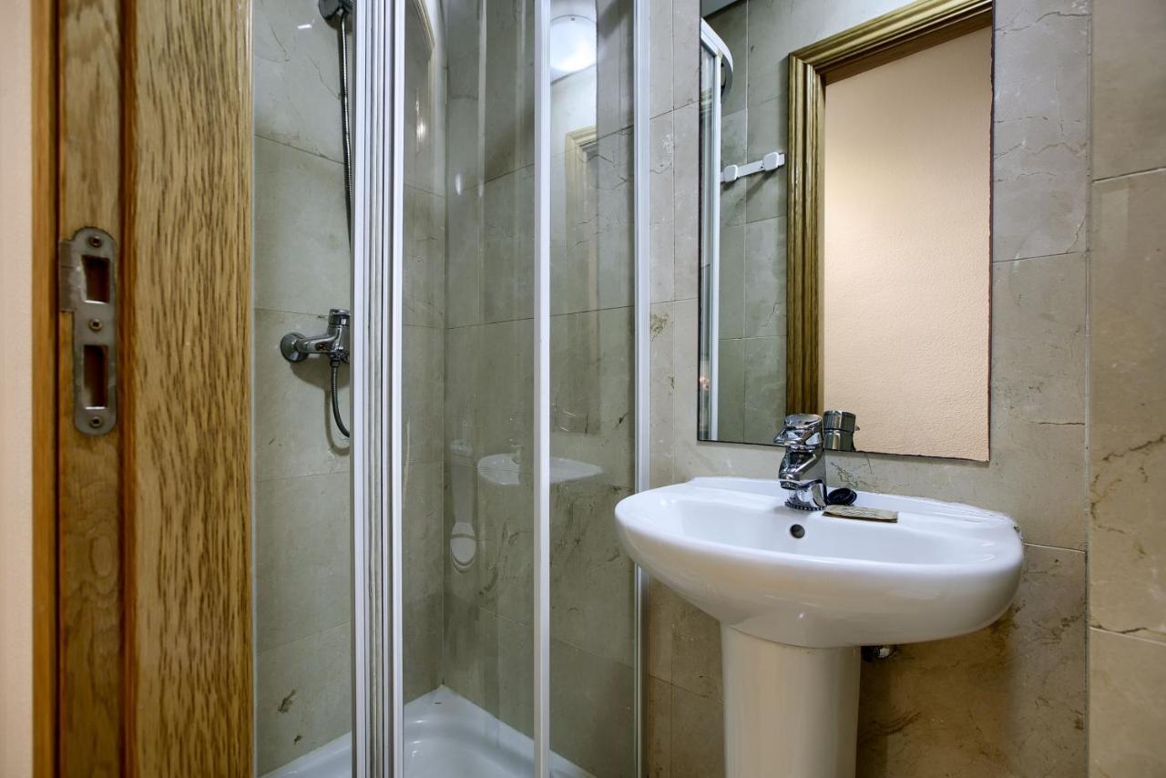 Charming Elegant Gran Via Apartment Madrid Exterior foto